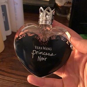 princess noir perfume